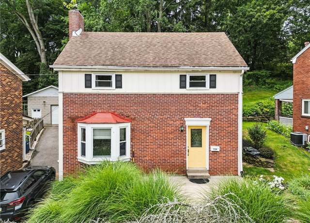 Property at 724 Center Ave, Avalon, PA 15202, 2 beds, 1 bath