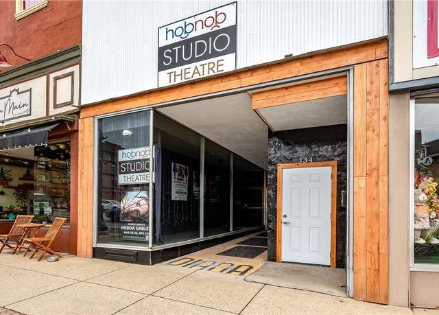 Property at 134 S Main St, City Of But Ne, PA 16001, 16 beds, 7 baths