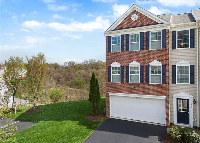 Property at 239 Grace Manor Dr, Robinson Twp - Nwa, PA 15108, 3 beds, 2.5 baths