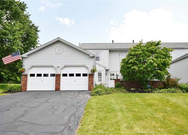 Property at 1125 Valleyview Dr, Cecil, PA 15055, 2 beds, 2.5 baths