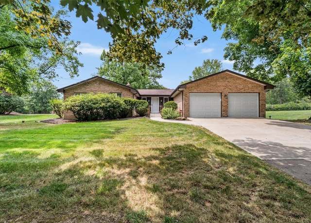 Property at 2363 James Dr, Franklin Park, PA 15237, 3 beds, 2.5 baths