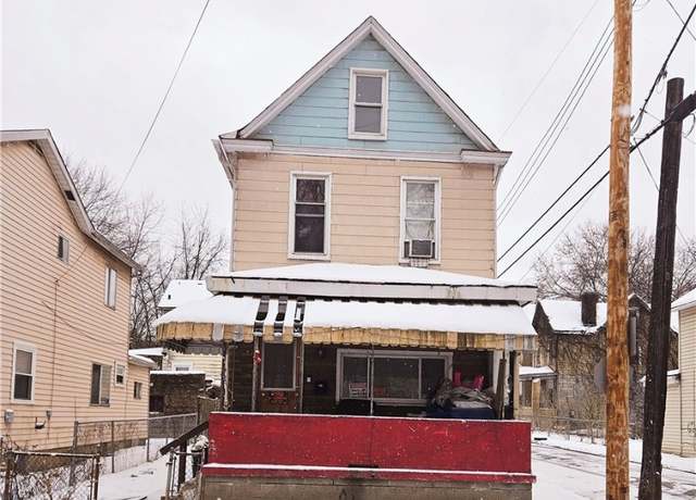 Property at 2500 Irwin St, Mckeesport, PA 15132, 3 beds, 1 bath