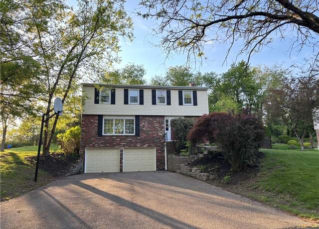 Property at 1537 Field Club Dr, Franklin Park, PA 15237, 4 beds, 2.5 baths