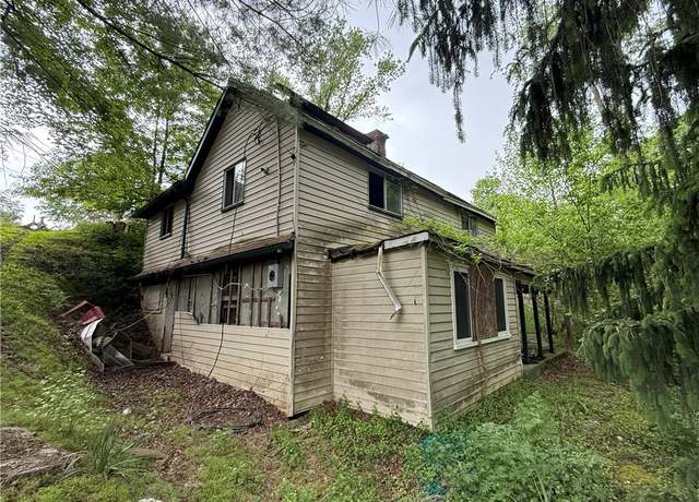 Property at 102 Arch St, Jefferson Hills, PA 15025, 5 beds, 2 baths
