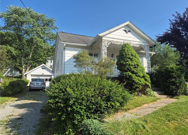 Property at 414 Sloan Ave, Jeannette, PA 15644, 1 bed, 1 bath