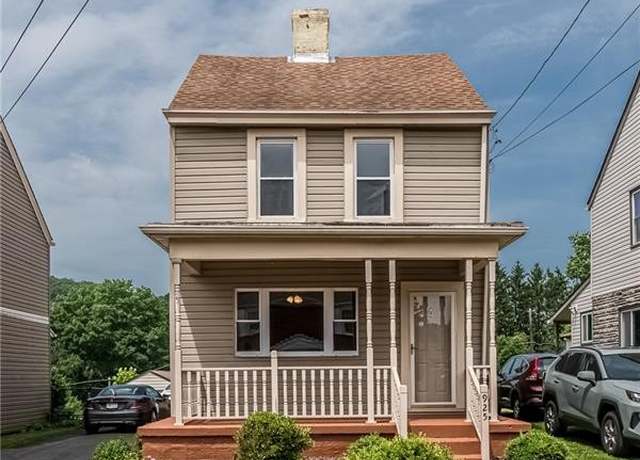 Property at 925 Greenhill Rd, Shaler, PA 15209, 3 beds, 1 bath