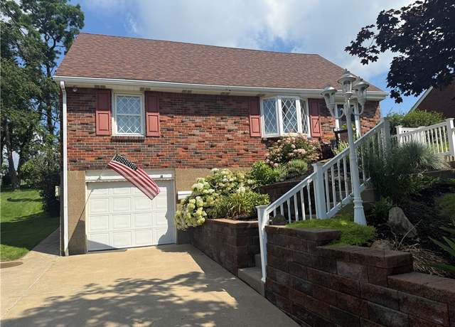 Property at 10 Claireview Dr, Scott Twp - Sal, PA 15106, 3 beds, 2 baths