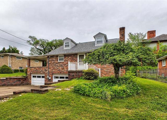 Property at 712 N 2nd St, Jeannette, PA 15644, 3 beds, 2.5 baths