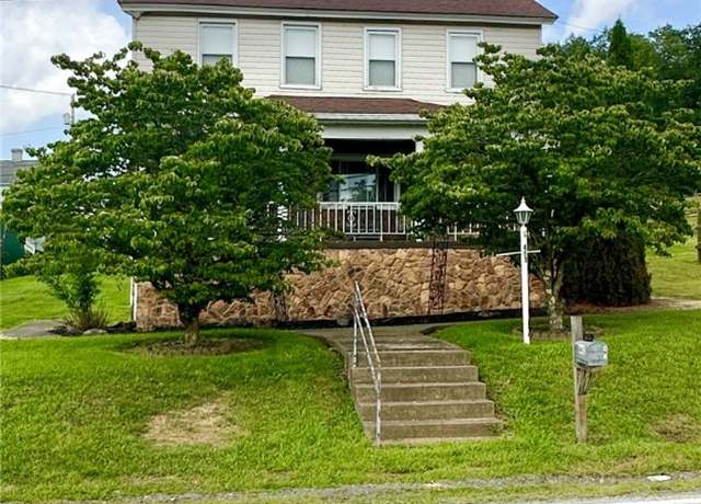 Property at 461 Walnut Hill Rd, South Union Twp, PA 15401, 4 beds, 1.5 baths
