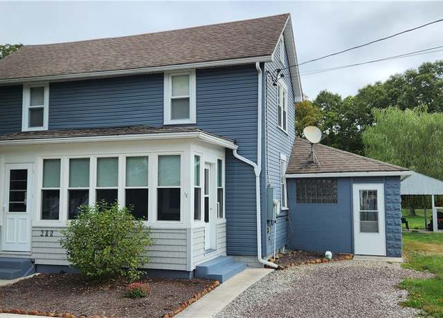 Property at 605 Dean St, Confluence Boro, PA 15424, 3 beds, 1 bath