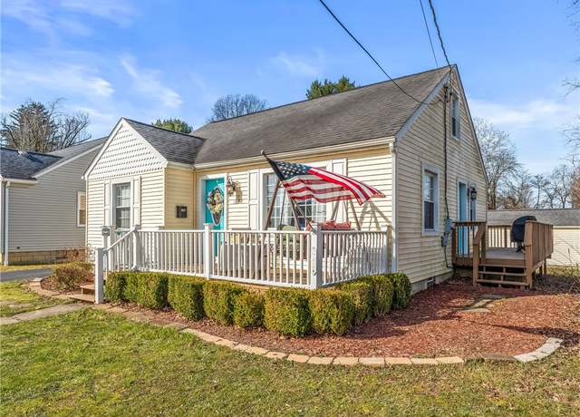 Property at 362 S 4th St, Sharpsville, PA 16150, 3 beds, 2 baths