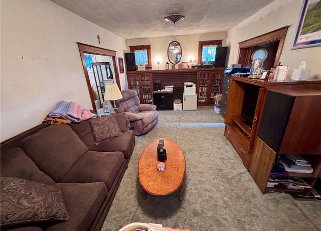 Property at 1506 Victoria Ave, New Kensington, PA 15068, 3 beds, 1.5 baths