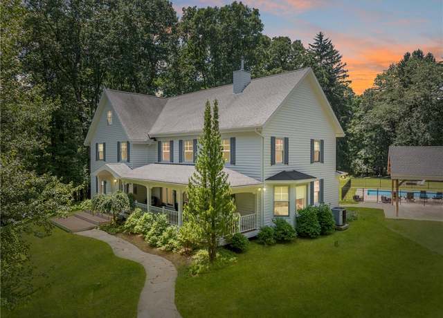 Property at 16 Mcdowell Rd, Ligonier Twp, PA 15658, 4 beds, 4 baths
