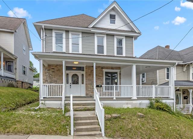 Property at 304 Fairview Ave, City Of But Se, PA 16001, 5 beds, 3.5 baths