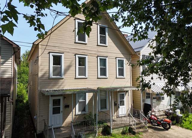 Property at 422-424 Highland Ave, Kittanning Boro, PA 16201, 4 beds, 2.5 baths