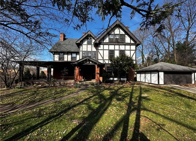 Property at 21 W Woodland, Shadyside, PA 15232, 6 beds, 5.5 baths
