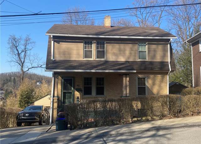 Property at 329 Avenue F, Forest Hills Boro, PA 15221, 3 beds, 1.5 baths