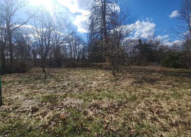 Property at 310 Garden Ave, Twp Of But Nw, PA 16001