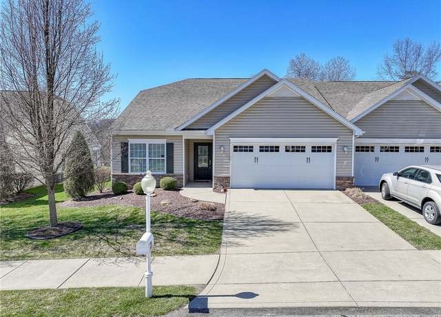 Property at 425 Chestnut Ln, Allegheny Twp - Wml, PA 15613, 2 beds, 2.5 baths