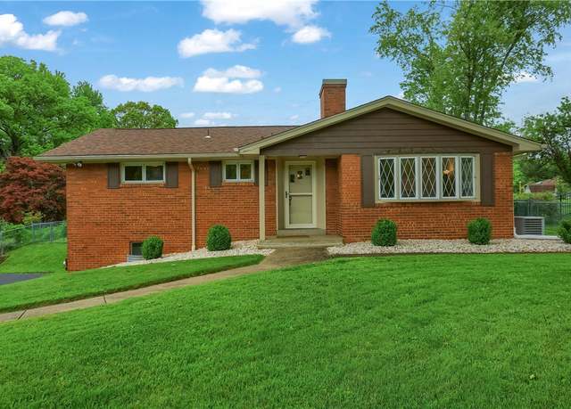 Property at 1919 Arden Dr, Mccandless, PA 15101, 3 beds, 2 baths