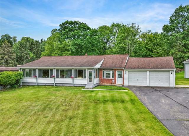 Property at 3702 School Rd, Murrysville, PA 15668, 3 beds, 2 baths