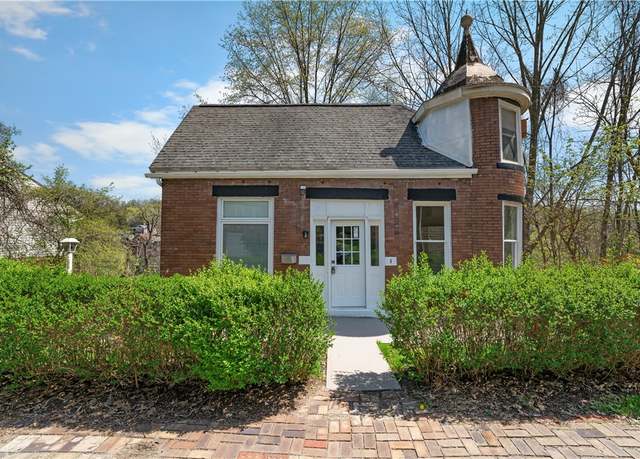 Property at 205 Berkley Ave, Forest Hills Boro, PA 15221, 3 beds, 1 bath