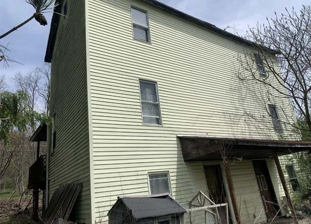 Property at 1649 Iselin Rd, Conemaugh/young Twps - Ind, PA 15681, 4 beds, 1 bath