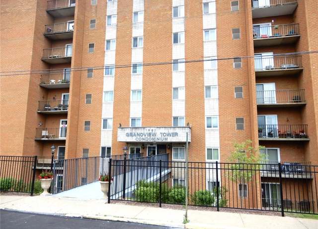 Property at 1001 Grandview Ave #404, Bridgeville, PA 15017, 1 bed, 1 bath