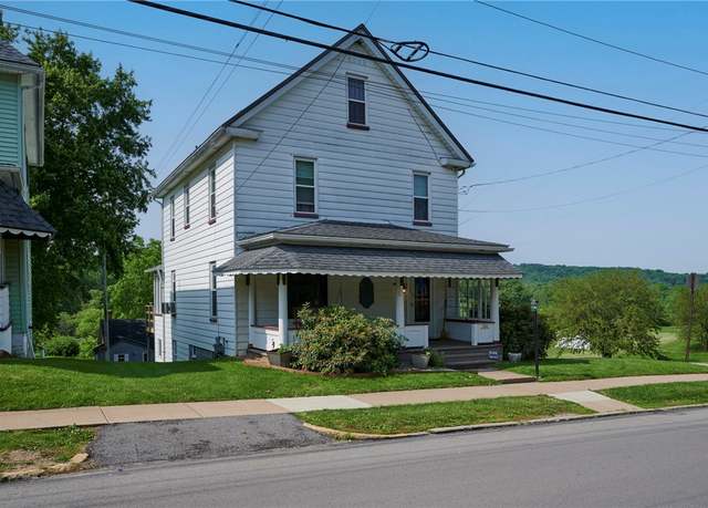 Property at 500 W Main St, Rural Valley Boro, PA 16249, 4 beds, 2.5 baths