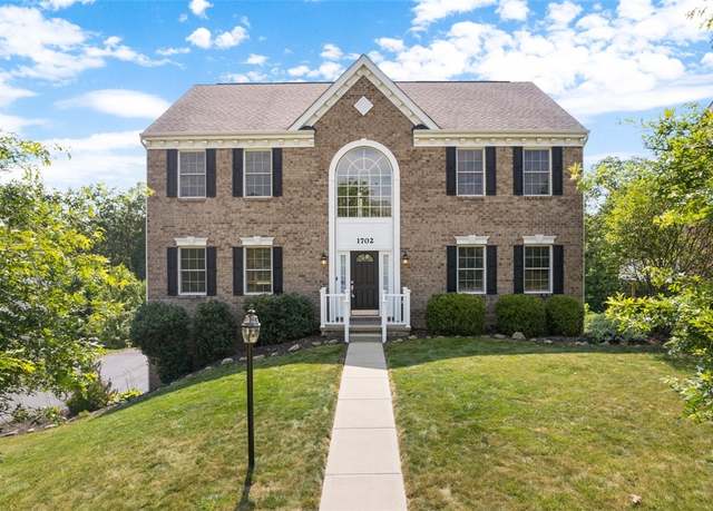 Property at 1702 S Hawthorn Ct, Franklin Park, PA 15237, 4 beds, 3.5 baths
