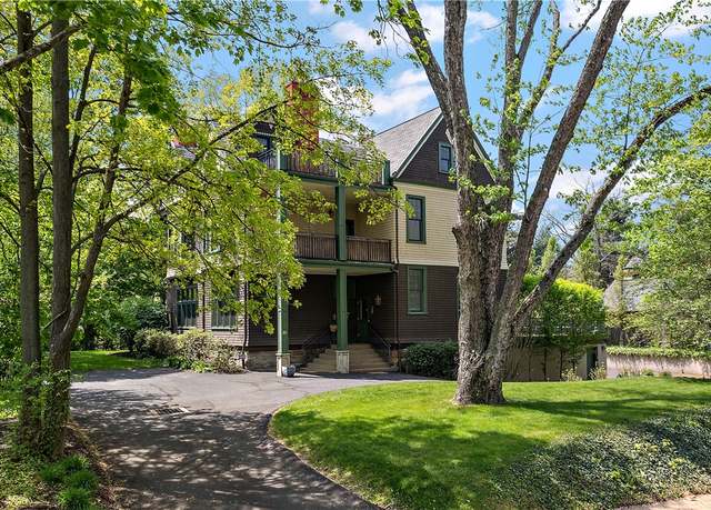 Property at 251 Elwick St #2, Sewickley, PA 15143, 2 beds, 2 baths