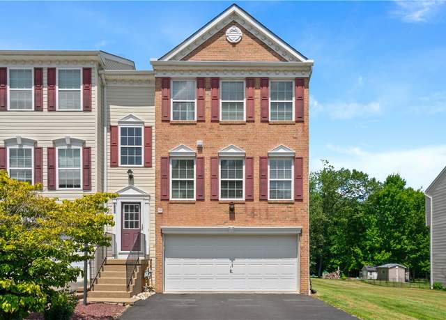 Property at 926 Talon Ct, Allegheny Twp - Wml, PA 15656, 3 beds, 2.5 baths