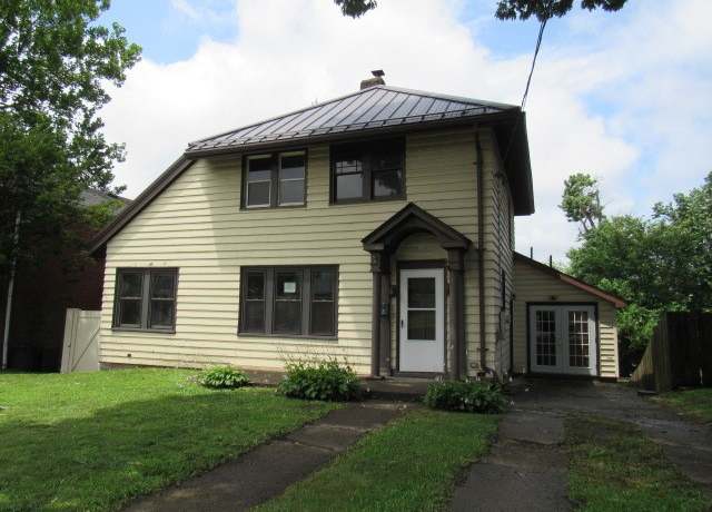 Property at 409 Keystone Dr, New Kensington, PA 15068, 3 beds, 1 bath