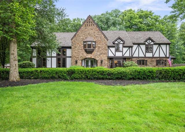 Property at 633 Westminster Rd, Hermitage, PA 16148, 4 beds, 3.5 baths