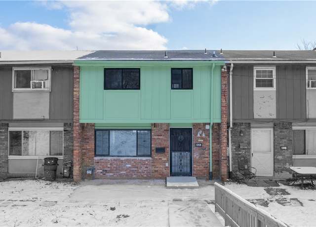 Property at 1358 Laketon Rd, Wilkinsburg, PA 15221, 3 beds, 2.5 baths