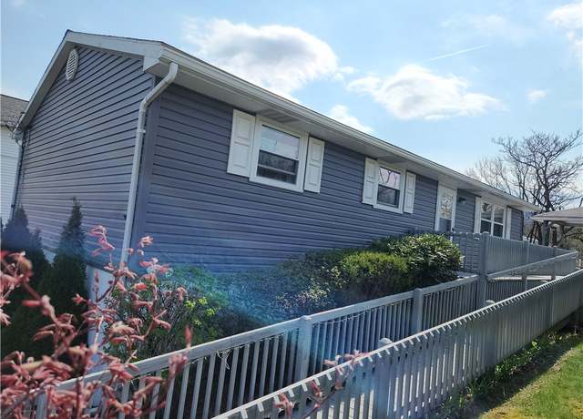 Property at 807 W 1st Ave, Derry Twp, PA 15627, 3 beds, 1 bath