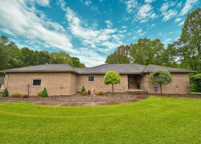 Property at 192 Crill Rd, Findley Twp, PA 16137, 3 beds, 3 baths