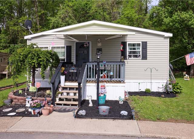 Property at 88 Hidden Valley Dr, Finleyville, PA 15332, 3 beds, 2 baths