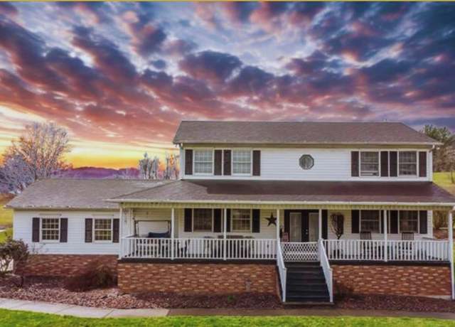 Property at 19 Misty Meadows Ln, Menallen Twp, PA 15401, 4 beds, 3 baths