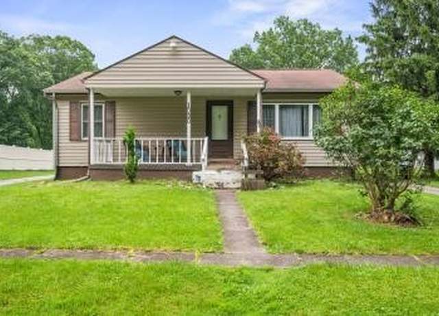 Property at 1090-94 N Darby Rd, Hermitage, PA 16148, 3 beds, 1 bath