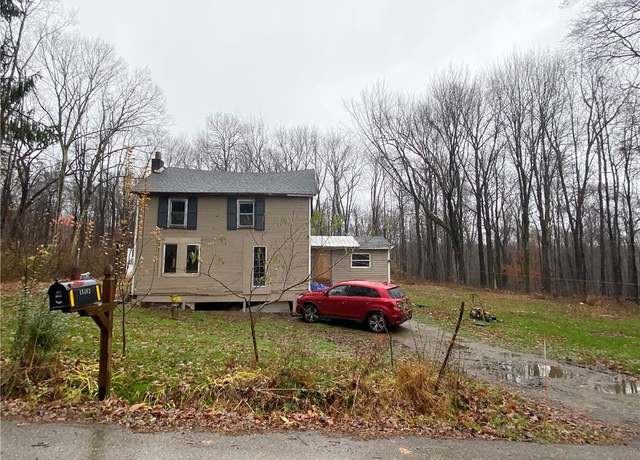 Property at 18482 Williams St, Meadville City, PA 16335, 4 beds, 1 bath
