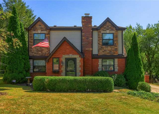 Property at 24 Herbst Rd, Kennedy Twp, PA 15108, 4 beds, 3.5 baths