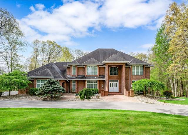 Property at 140 Cedar Rdg, Center Twp - But, PA 16001, 6 beds, 5.5 baths