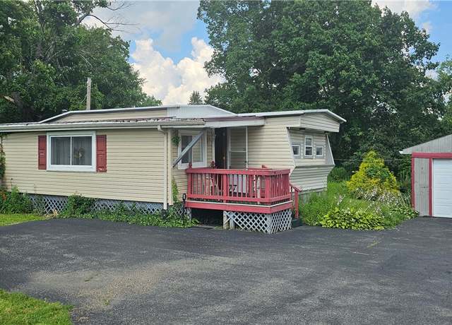 Property at 3403 Ellwood Rd, Shenango Twp - Law, PA 16101, 2 beds, 1 bath