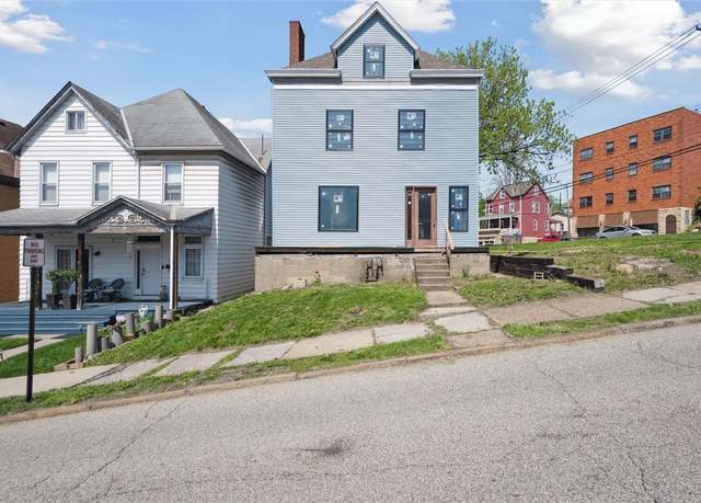 Property at 309 Fisk Ave, Avalon, PA 15202, 4 beds, 2.5 baths