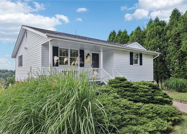 Property at 79 Edwin Dr, Irwin, PA 15642, 2 beds, 1.5 baths