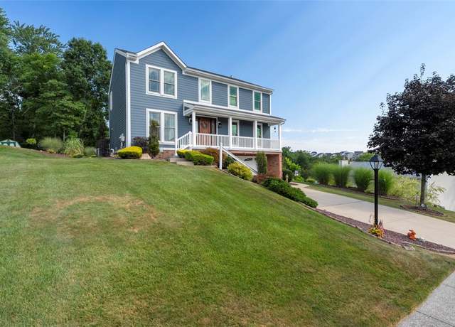 Property at 141 Elmhurst Dr, Moon/crescent Twp, PA 15008, 3 beds, 2.5 baths