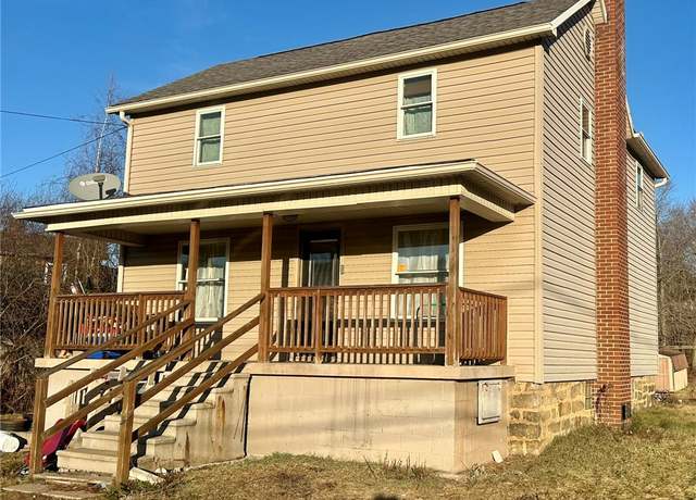 Property at 140 Edgewood Dr, Cambria Heights School District, PA 16646, 3 beds, 1 bath