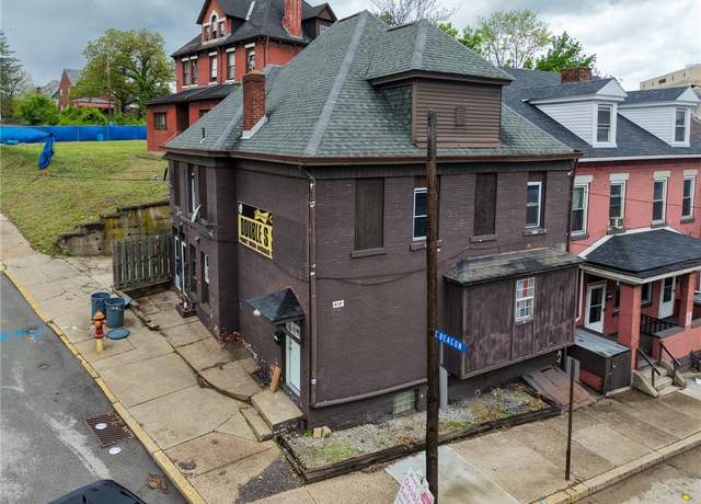 Property at 616 Evans Ave, Mckeesport, PA 15132, 4 beds, 3 baths