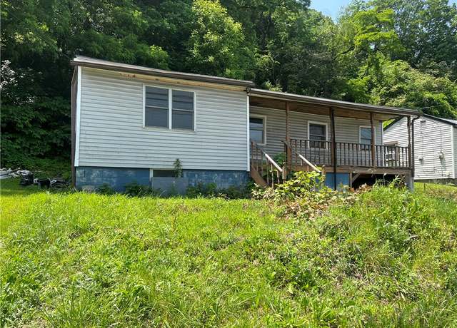 Property at 1646 Beaver Ave, Monaca, PA 15061, 2 beds
